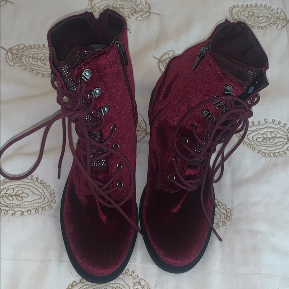 Low heel velvet combat boots (NWOT)